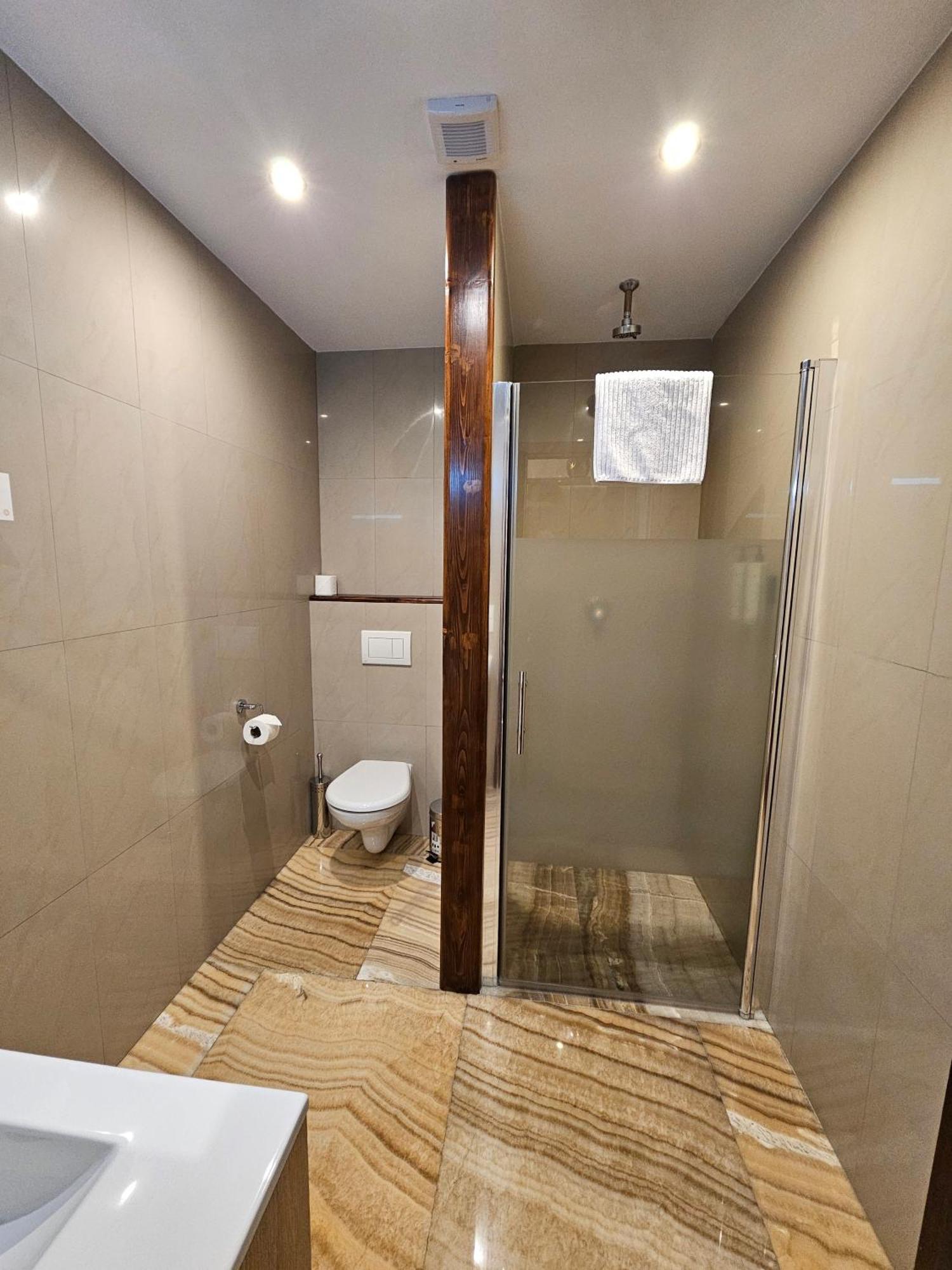 Hotel Galerie رودنيتسي ناد لابيم المظهر الخارجي الصورة