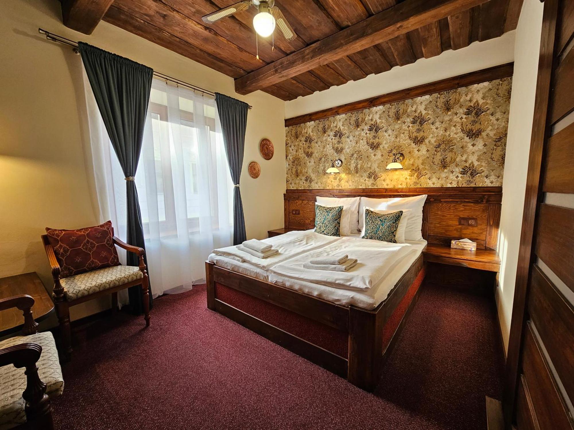 Hotel Galerie رودنيتسي ناد لابيم المظهر الخارجي الصورة